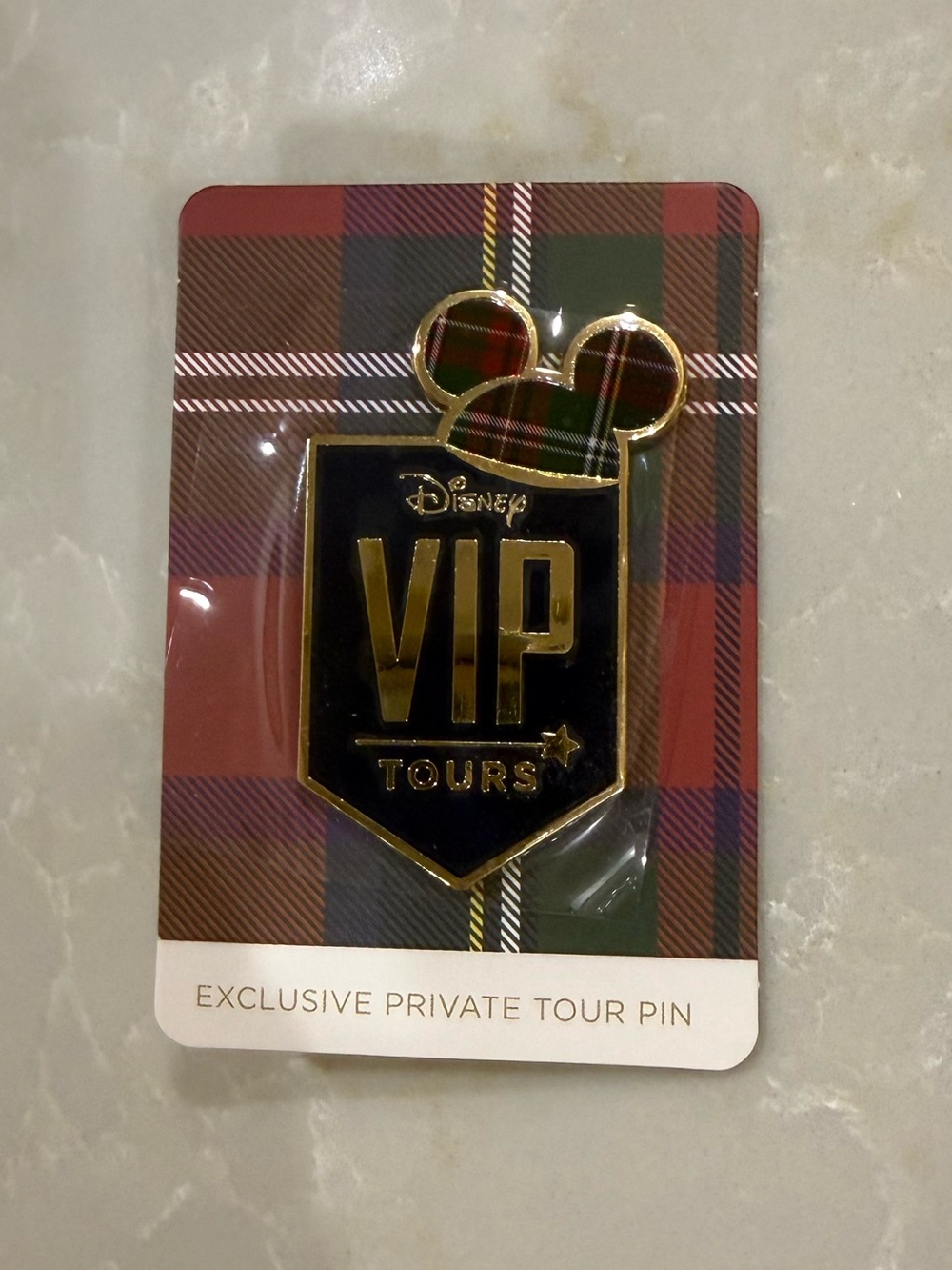 Disney VIP Tours Enamel Pin - Black and Gold
